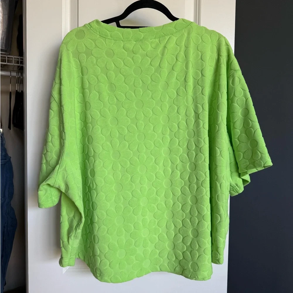 Textured Daisy Knit Top - Easel Los Angeles - Lime Green - Size L - Picture 2 of 4